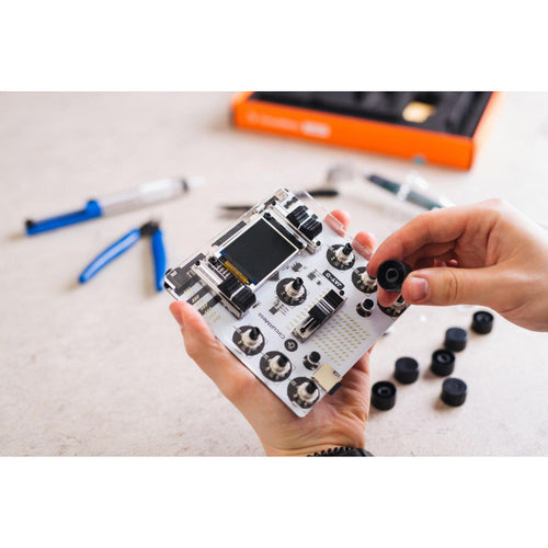CircuitMess Jay-D: DIY DJ Mixer Kit